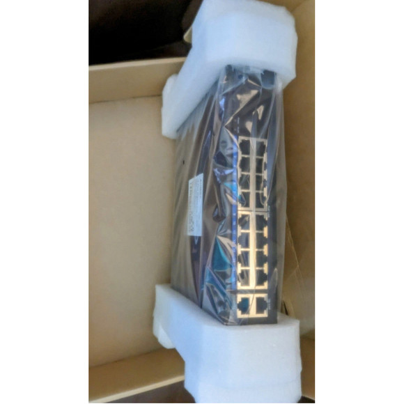 Aumox 18-Port Ethernet Gigabit PoE Switch, 16-Port PoE with 2 Uplink Gigabit Por - Picture 5 of 6